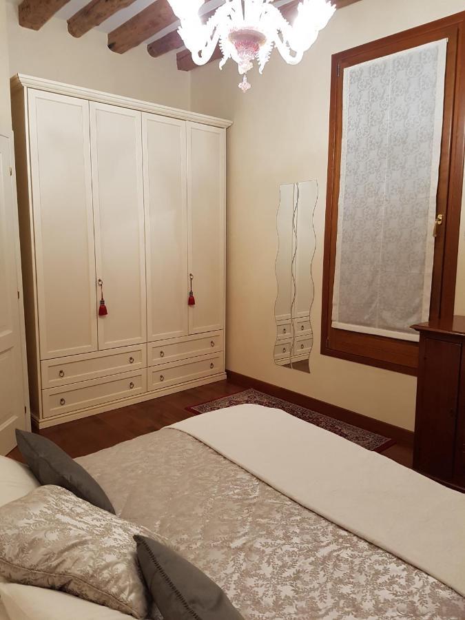 Domus Dea Appartement *
